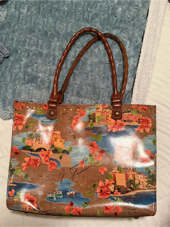 Patricia Nash Handbags - Patricia Nash Brown Floral Coastal Print Tote & Card Holder